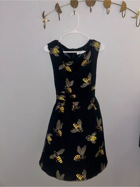 Vintage* Black Bee Print Dress